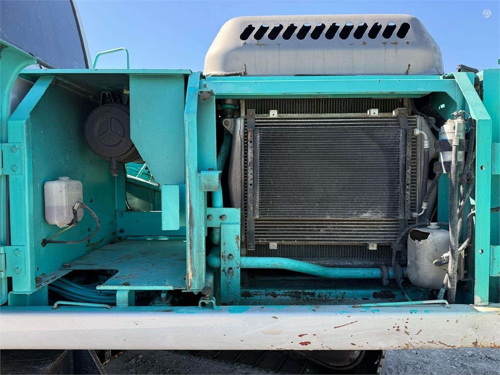 Kobelco SK 250 NLC-6 FOR SPARE PARTS - Rupsgraafmachine: afbeelding 5 Kobelco SK 250 NLC-6 FOR SPARE PARTS - Rupsgraafmachine: afbeelding 5