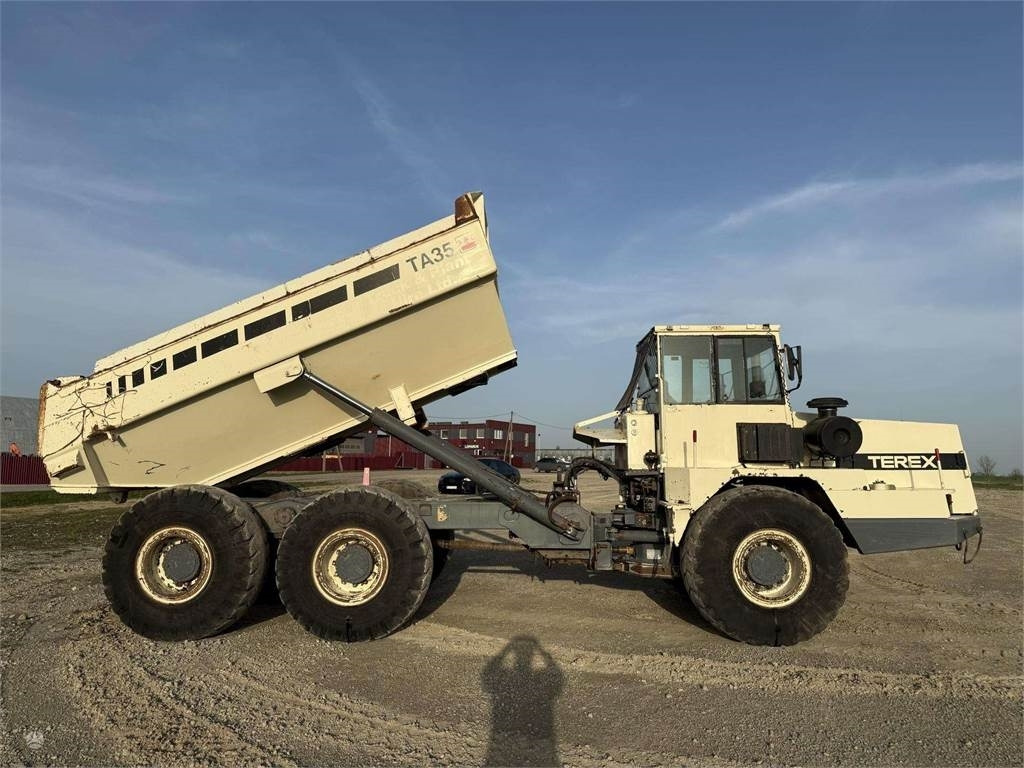 Terex TA 25 - Kiepwagen met knikbesturing: afbeelding 2 Terex TA 25 - Kiepwagen met knikbesturing: afbeelding 2
