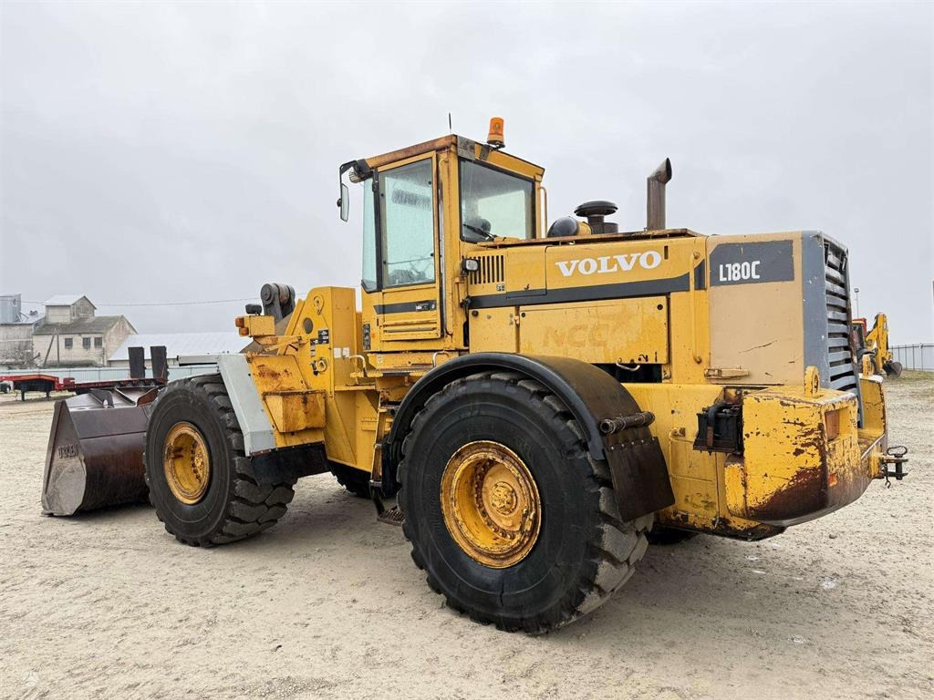 Volvo L180C quick coupler - Wiellader: afbeelding 3 Volvo L180C quick coupler - Wiellader: afbeelding 3