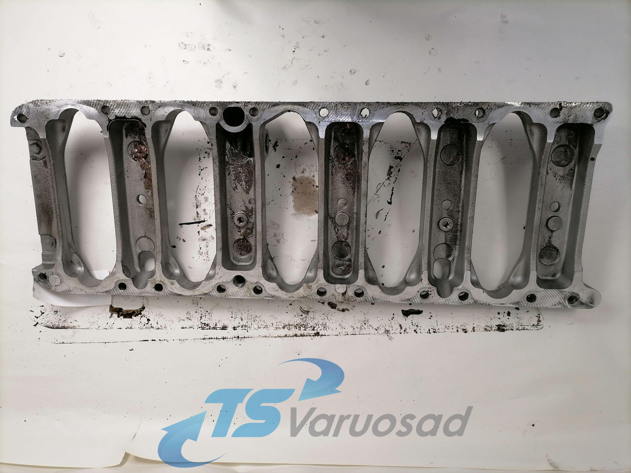 DAF Ladder frame 1747345 - Carterpan voor Vrachtwagen: afbeelding 3 DAF Ladder frame 1747345 - Carterpan voor Vrachtwagen: afbeelding 3