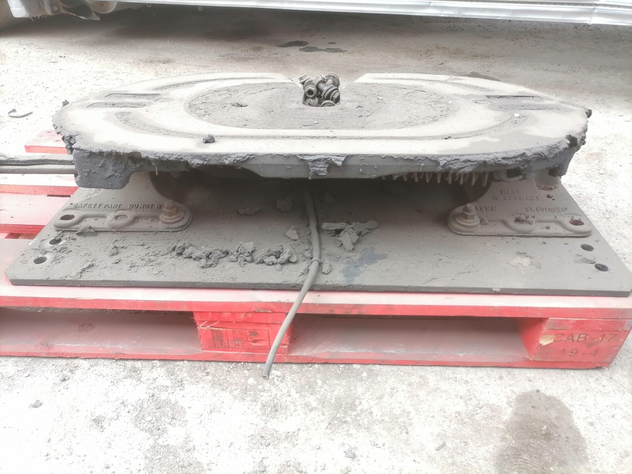 MAN Fifht wheel 81427106217 - Koppelschotel voor Vrachtwagen: afbeelding 5 MAN Fifht wheel 81427106217 - Koppelschotel voor Vrachtwagen: afbeelding 5