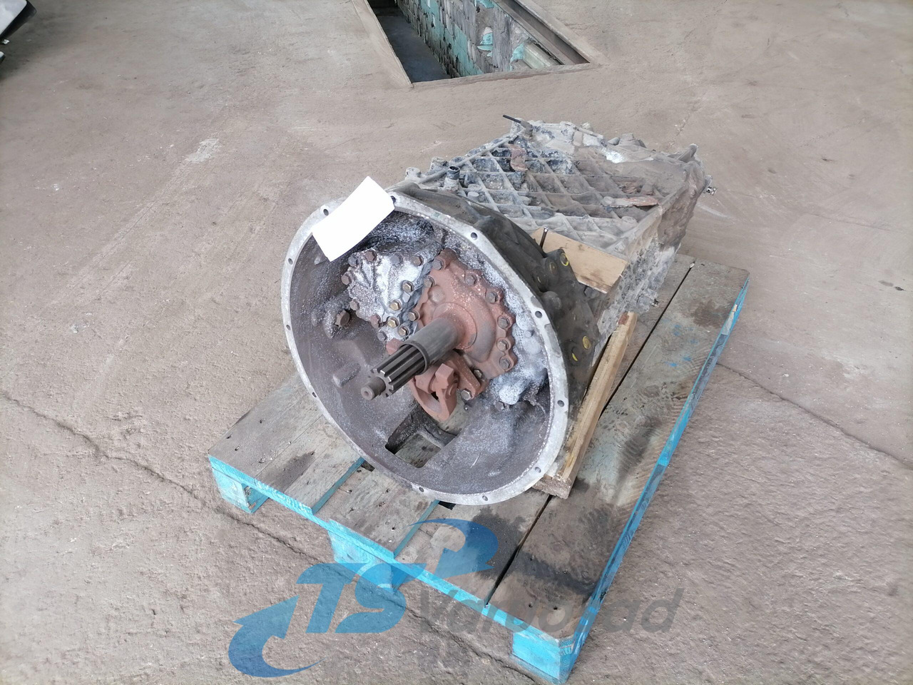 MAN Gearbox 81320046016 - Versnellingsbak en onderdelen voor Vrachtwagen: afbeelding 1 MAN Gearbox 81320046016 - Versnellingsbak en onderdelen voor Vrachtwagen: afbeelding 1