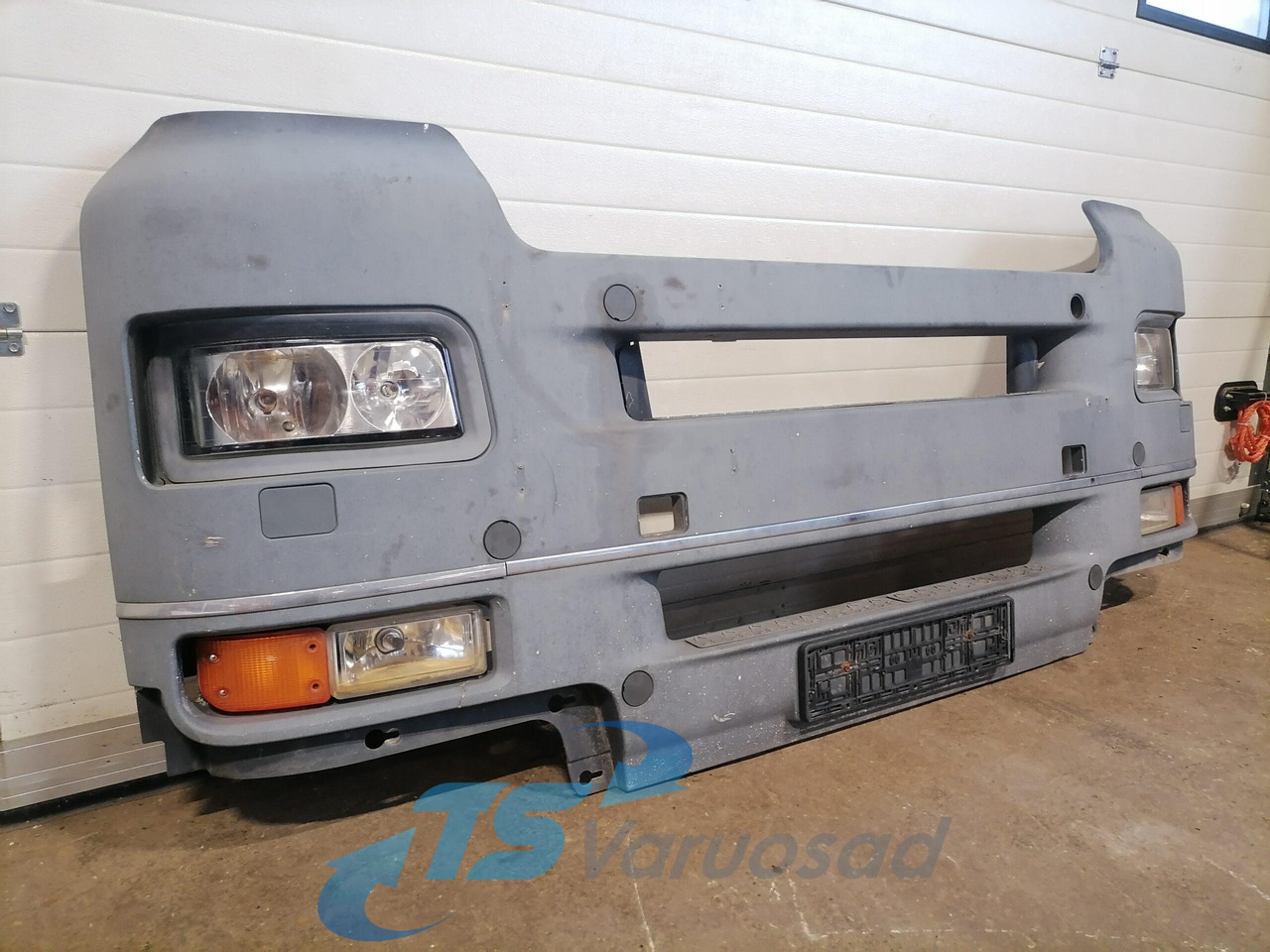 MAN Grille panel 81416100306 - Rooster voor Vrachtwagen: afbeelding 2 MAN Grille panel 81416100306 - Rooster voor Vrachtwagen: afbeelding 2