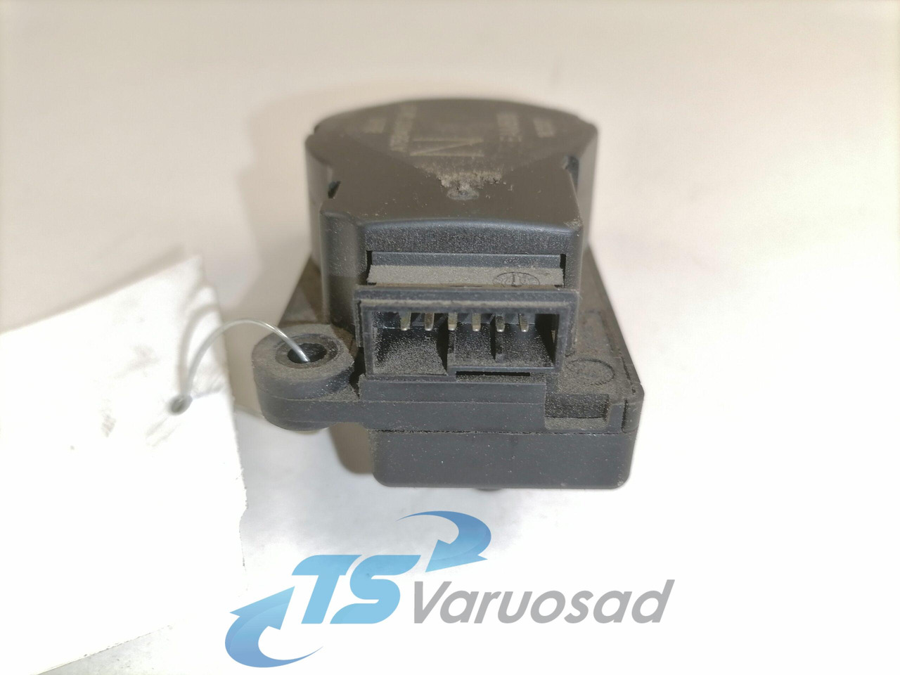 MAN Interior heating damper position regulator A7584003 - Universeel onderdeel voor Vrachtwagen: afbeelding 2 MAN Interior heating damper position regulator A7584003 - Universeel onderdeel voor Vrachtwagen: afbeelding 2