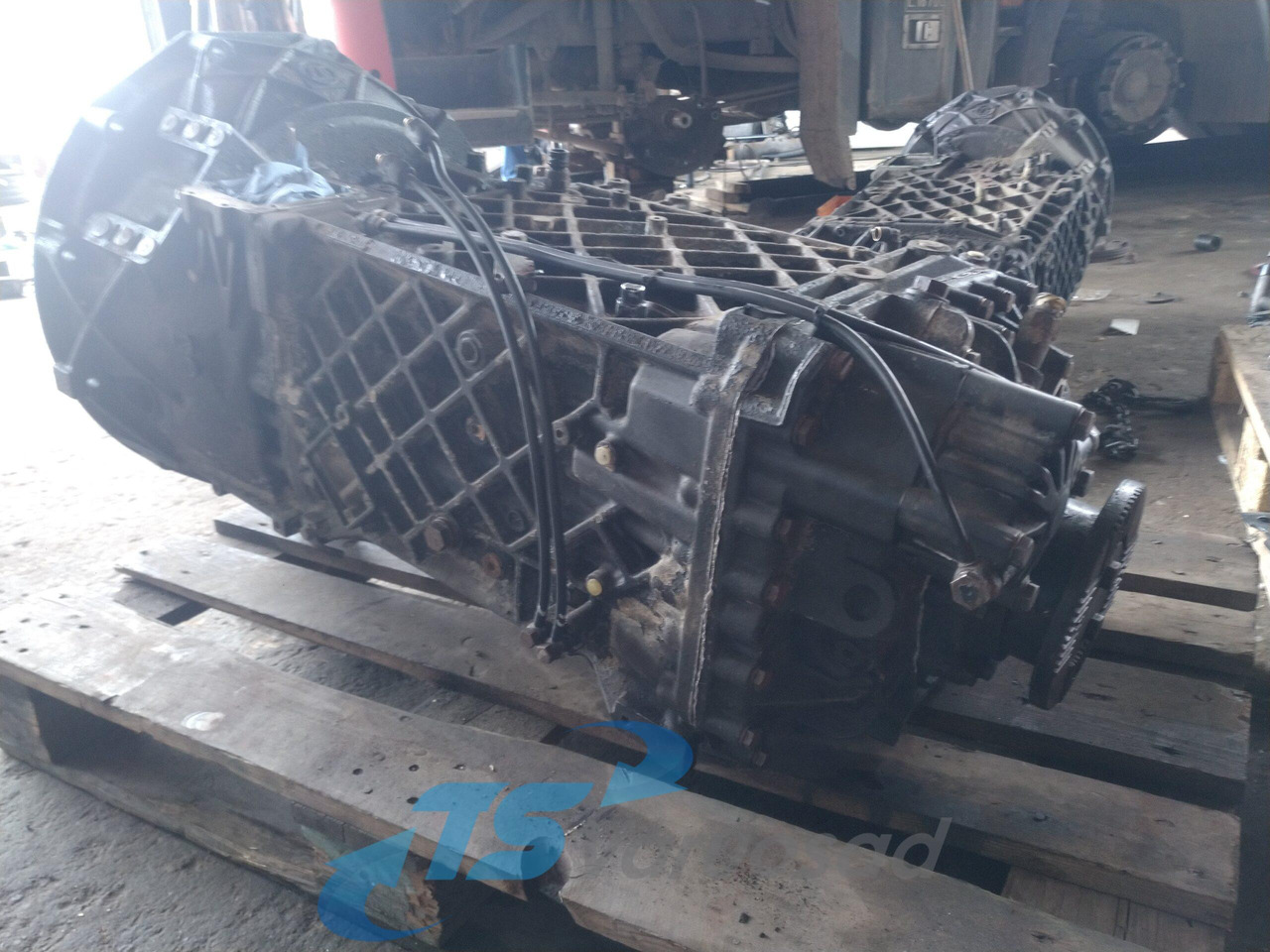 MAN Käigukast 16S-1920TD ( remonditud ) 16S2220TD - Versnellingsbak en onderdelen voor Vrachtwagen: afbeelding 4 MAN Käigukast 16S-1920TD ( remonditud ) 16S2220TD - Versnellingsbak en onderdelen voor Vrachtwagen: afbeelding 4