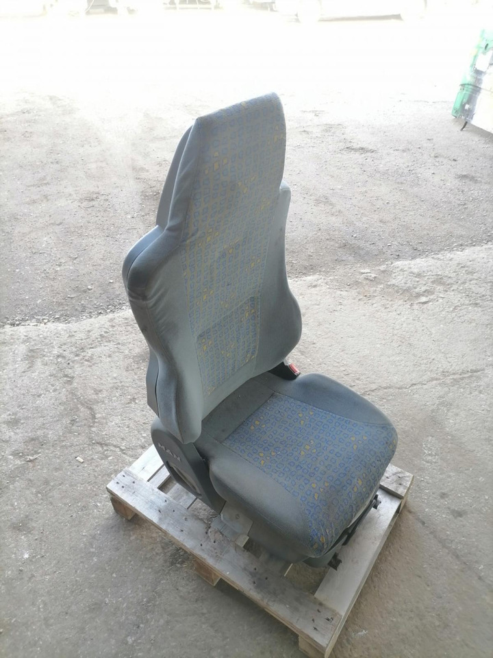 MAN Passenger seat 81623016942 - Zitplaats voor Vrachtwagen: afbeelding 1 MAN Passenger seat 81623016942 - Zitplaats voor Vrachtwagen: afbeelding 1