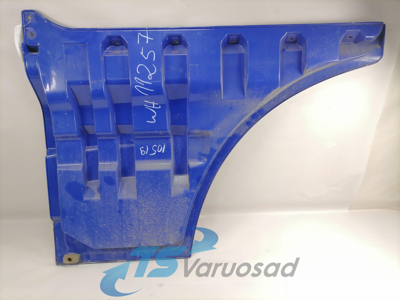 MAN Ukse pikendus, parem 81626100018 - Deur en onderdelen voor Vrachtwagen: afbeelding 2 MAN Ukse pikendus, parem 81626100018 - Deur en onderdelen voor Vrachtwagen: afbeelding 2