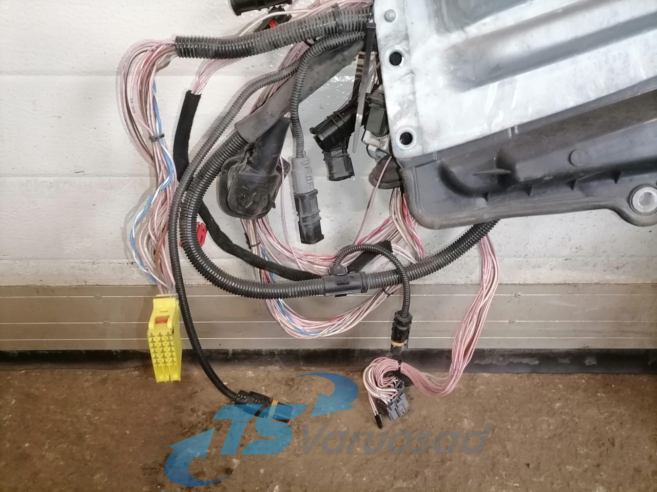 MAN window mechanism 81626456039 - Deur en onderdelen voor Vrachtwagen: afbeelding 2 MAN window mechanism 81626456039 - Deur en onderdelen voor Vrachtwagen: afbeelding 2