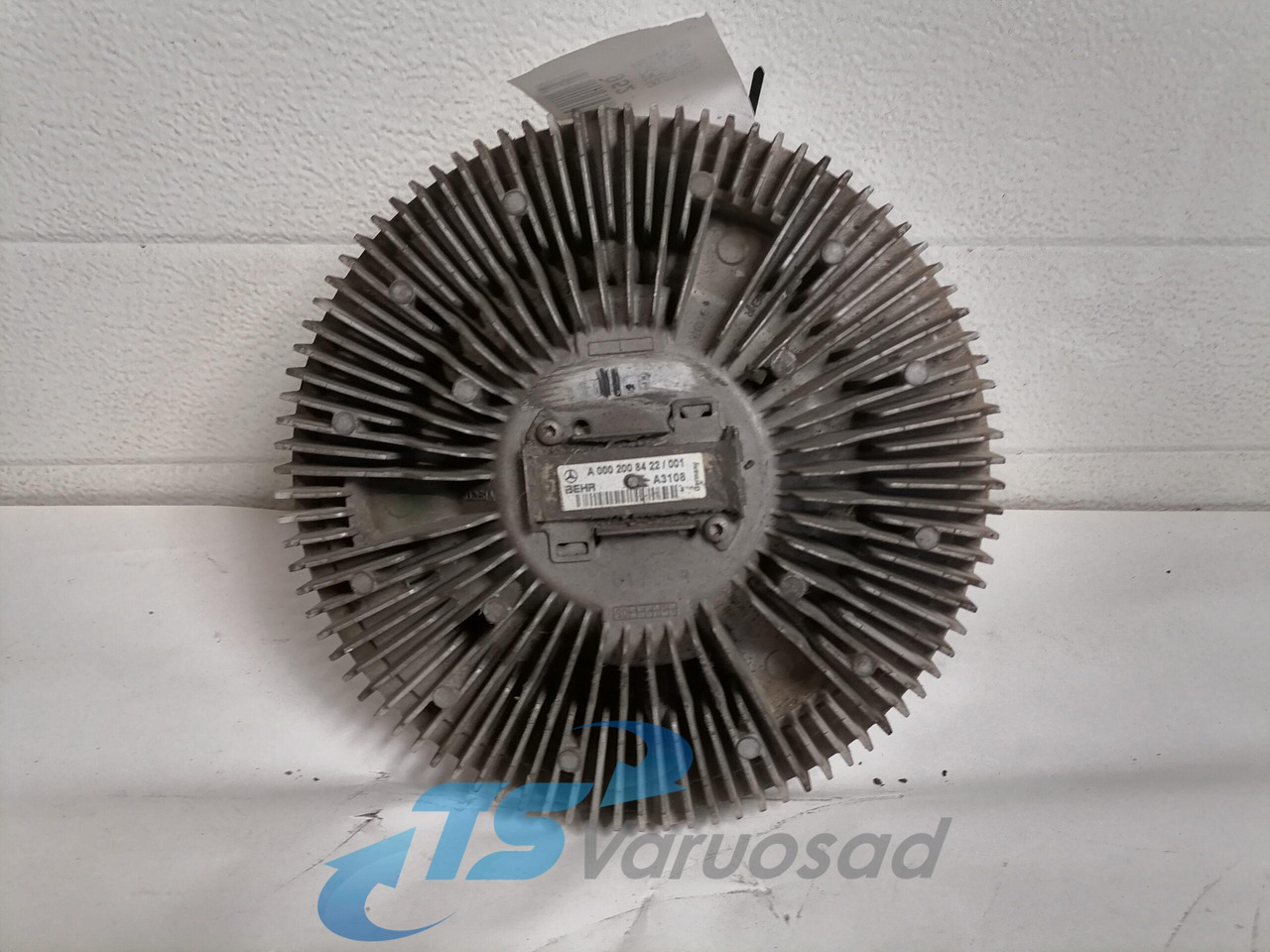 MB Cooling fan A0002008422 - Ventilator voor Vrachtwagen: afbeelding 1 MB Cooling fan A0002008422 - Ventilator voor Vrachtwagen: afbeelding 1