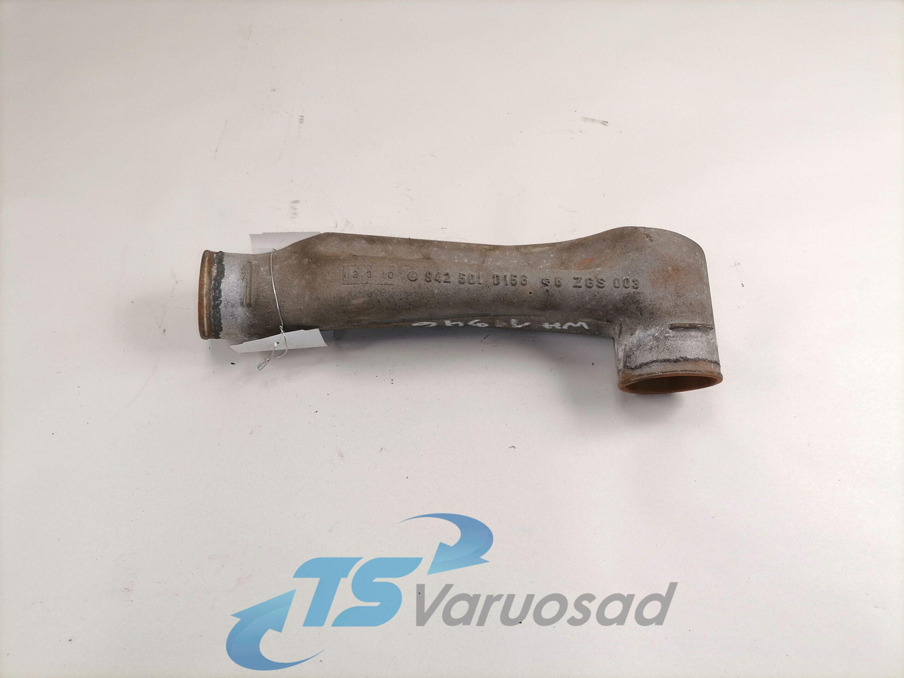 Mercedes-Benz Coolant pipe A9425010156 - Koelsysteem voor Vrachtwagen: afbeelding 1 Mercedes-Benz Coolant pipe A9425010156 - Koelsysteem voor Vrachtwagen: afbeelding 1
