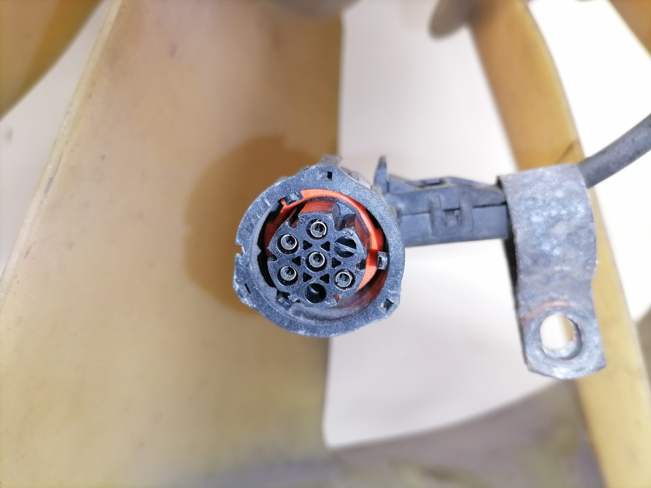 Mercedes-Benz Cooling fan A4702000422 - Ventilator voor Vrachtwagen: afbeelding 4 Mercedes-Benz Cooling fan A4702000422 - Ventilator voor Vrachtwagen: afbeelding 4