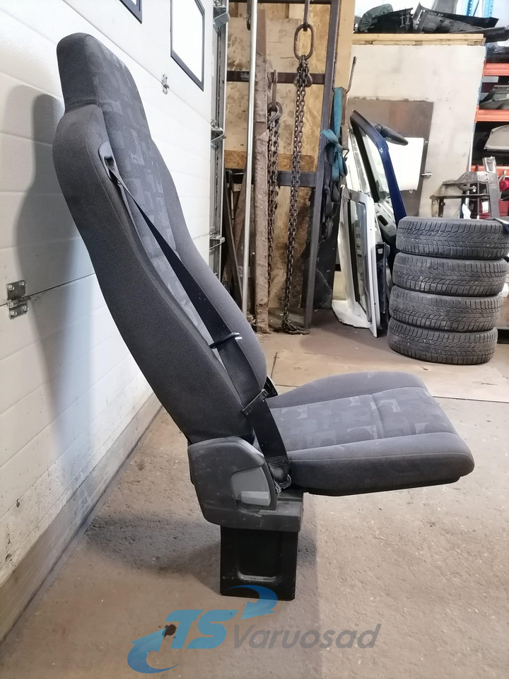 Mercedes-Benz Kaasreisija iste A9439100601 - Zitplaats voor Vrachtwagen: afbeelding 2 Mercedes-Benz Kaasreisija iste A9439100601 - Zitplaats voor Vrachtwagen: afbeelding 2