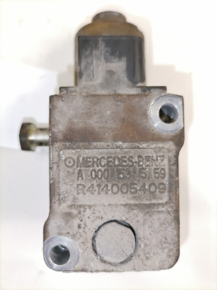 Mercedes-Benz Õhuregulaator A0001531559 - Turbolader voor Vrachtwagen: afbeelding 4 Mercedes-Benz Õhuregulaator A0001531559 - Turbolader voor Vrachtwagen: afbeelding 4