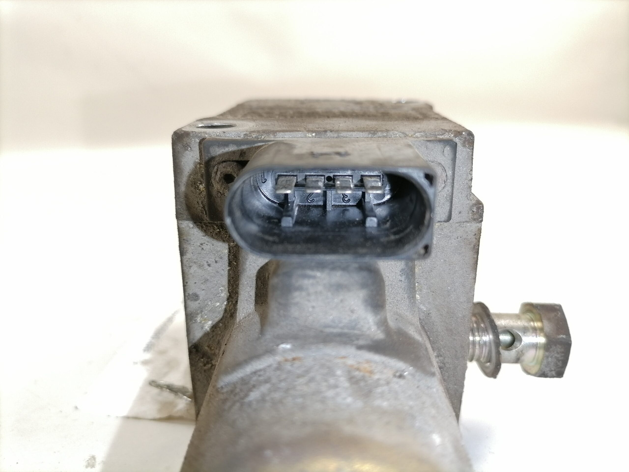 Mercedes-Benz Õhuregulaator A0001531559 - Turbolader voor Vrachtwagen: afbeelding 2 Mercedes-Benz Õhuregulaator A0001531559 - Turbolader voor Vrachtwagen: afbeelding 2