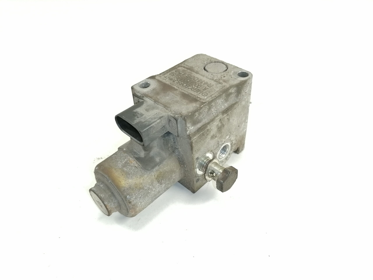 Mercedes-Benz Õhuregulaator A0001531559 - Turbolader voor Vrachtwagen: afbeelding 1 Mercedes-Benz Õhuregulaator A0001531559 - Turbolader voor Vrachtwagen: afbeelding 1