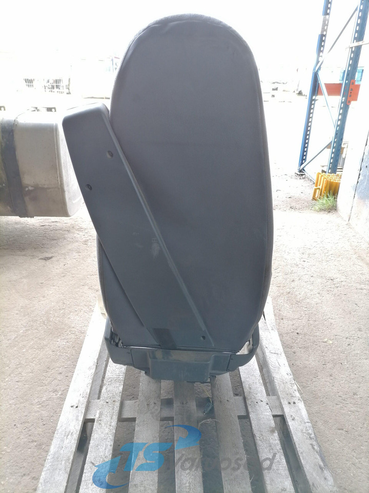 Renault Juhiiste 7485131006 - Zitplaats voor Vrachtwagen: afbeelding 3 Renault Juhiiste 7485131006 - Zitplaats voor Vrachtwagen: afbeelding 3