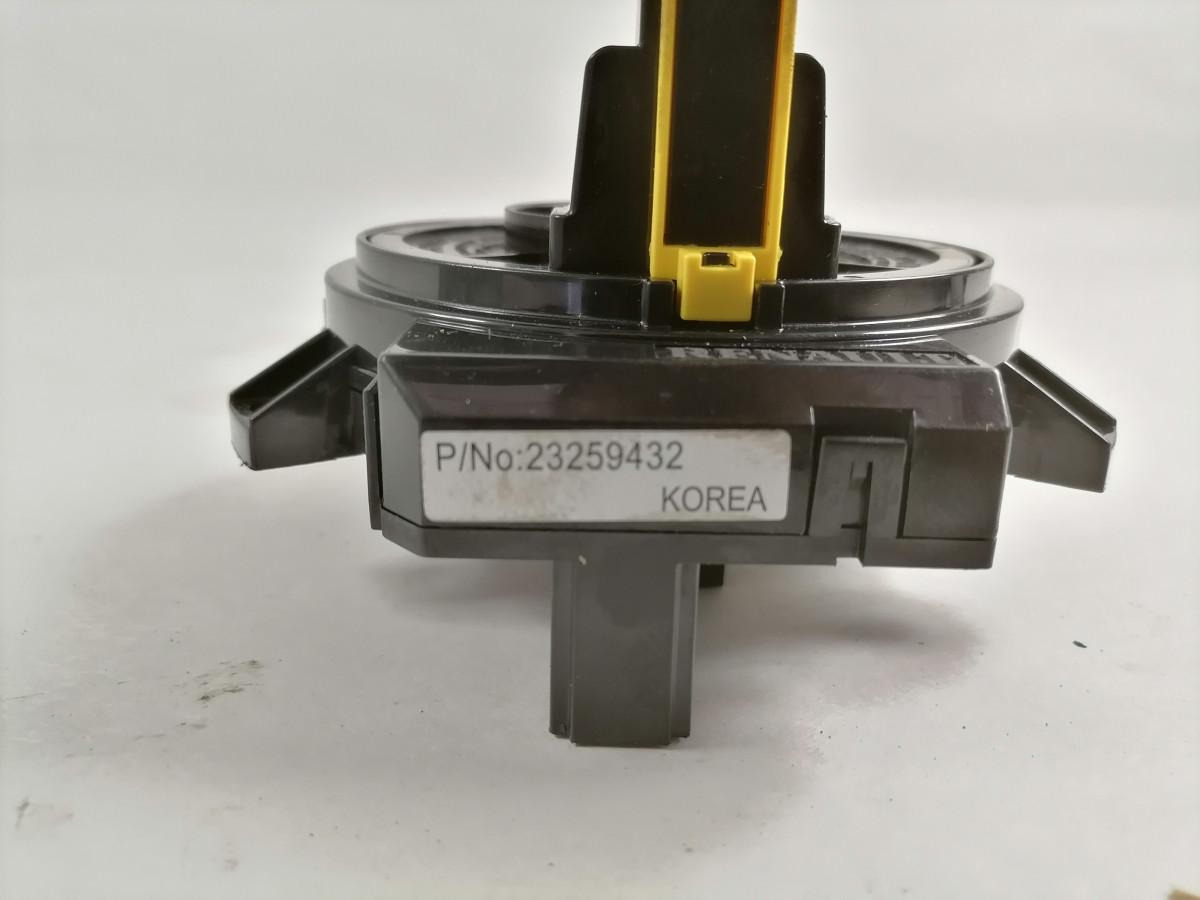 Renault Steering cable 7423259432 - Stuurinrichting voor Vrachtwagen: afbeelding 4 Renault Steering cable 7423259432 - Stuurinrichting voor Vrachtwagen: afbeelding 4