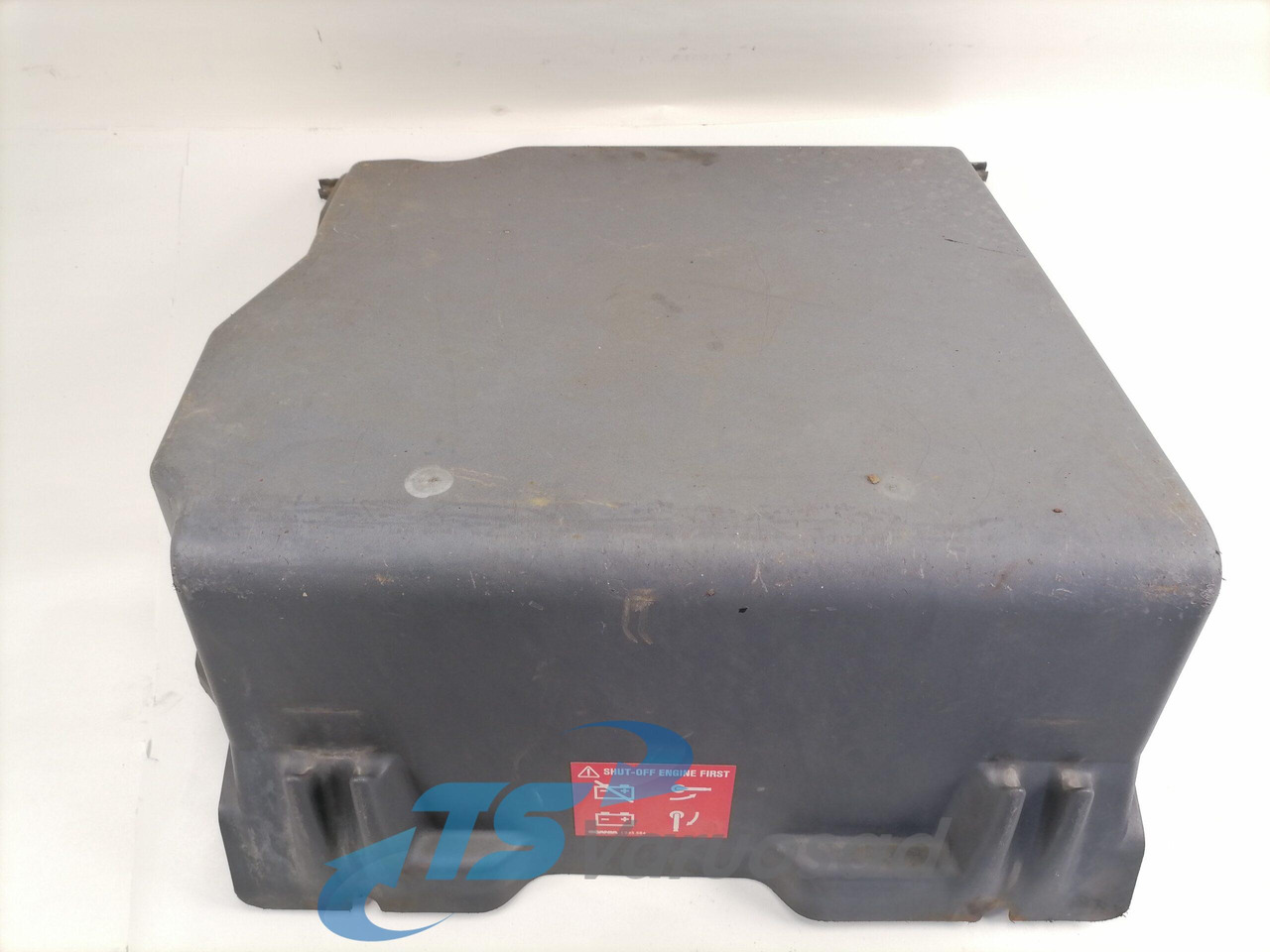 Scania Battery cover 1362693 - Batterij voor Vrachtwagen: afbeelding 2 Scania Battery cover 1362693 - Batterij voor Vrachtwagen: afbeelding 2