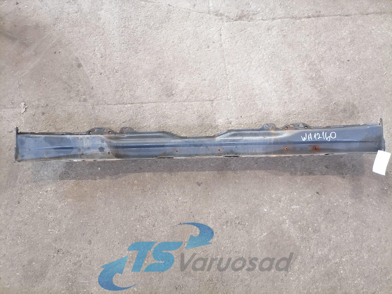 Scania Bumper 1787347 - Bumper voor Vrachtwagen: afbeelding 2 Scania Bumper 1787347 - Bumper voor Vrachtwagen: afbeelding 2