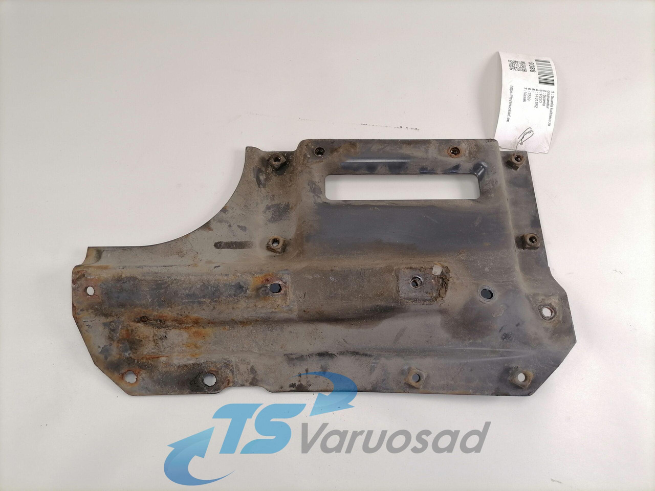 Scania Bumper bracket 1431582 - Bumper voor Vrachtwagen: afbeelding 2 Scania Bumper bracket 1431582 - Bumper voor Vrachtwagen: afbeelding 2