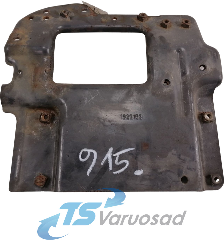Scania Bumper bracket 1923153 - Bumper voor Vrachtwagen: afbeelding 1 Scania Bumper bracket 1923153 - Bumper voor Vrachtwagen: afbeelding 1