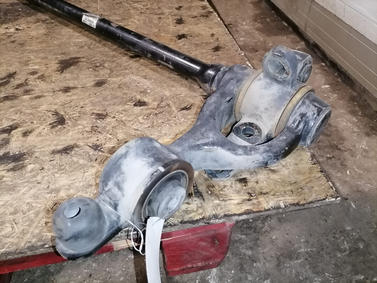 Scania Cab anti-roll bar 1788227 - Cabinevering voor Vrachtwagen: afbeelding 3 Scania Cab anti-roll bar 1788227 - Cabinevering voor Vrachtwagen: afbeelding 3