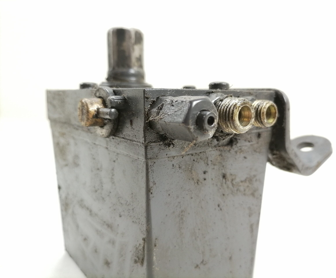 Scania Cab tilting pump 1794907 - Cabinevering voor Vrachtwagen: afbeelding 3 Scania Cab tilting pump 1794907 - Cabinevering voor Vrachtwagen: afbeelding 3