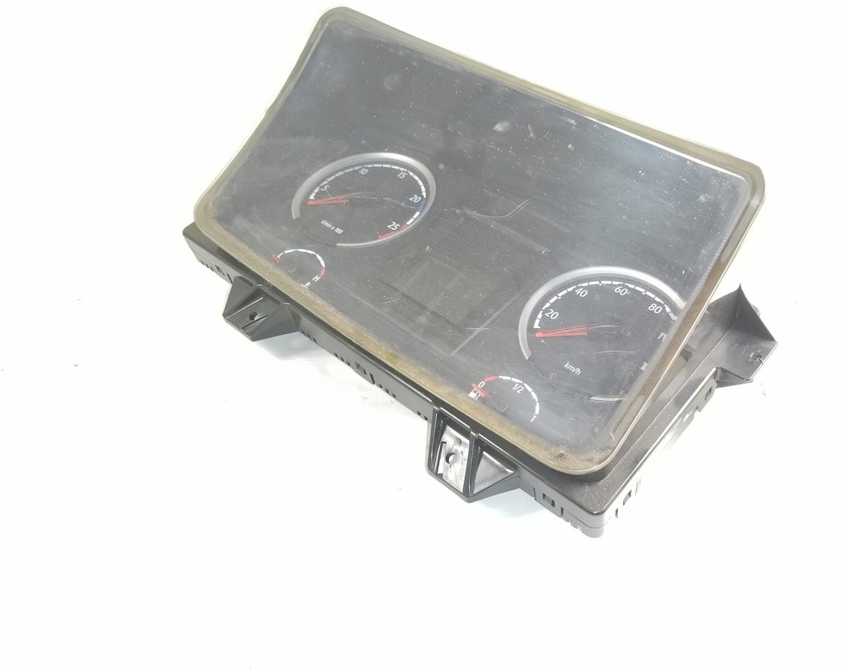 Scania Dashboard 1946411 - Instrumentenpaneel voor Vrachtwagen: afbeelding 1 Scania Dashboard 1946411 - Instrumentenpaneel voor Vrachtwagen: afbeelding 1