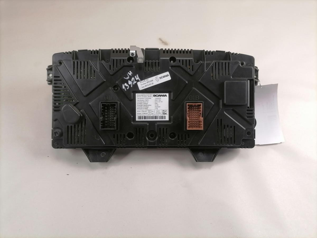 Scania Dashboard 2052208 - Instrumentenpaneel voor Vrachtwagen: afbeelding 4 Scania Dashboard 2052208 - Instrumentenpaneel voor Vrachtwagen: afbeelding 4