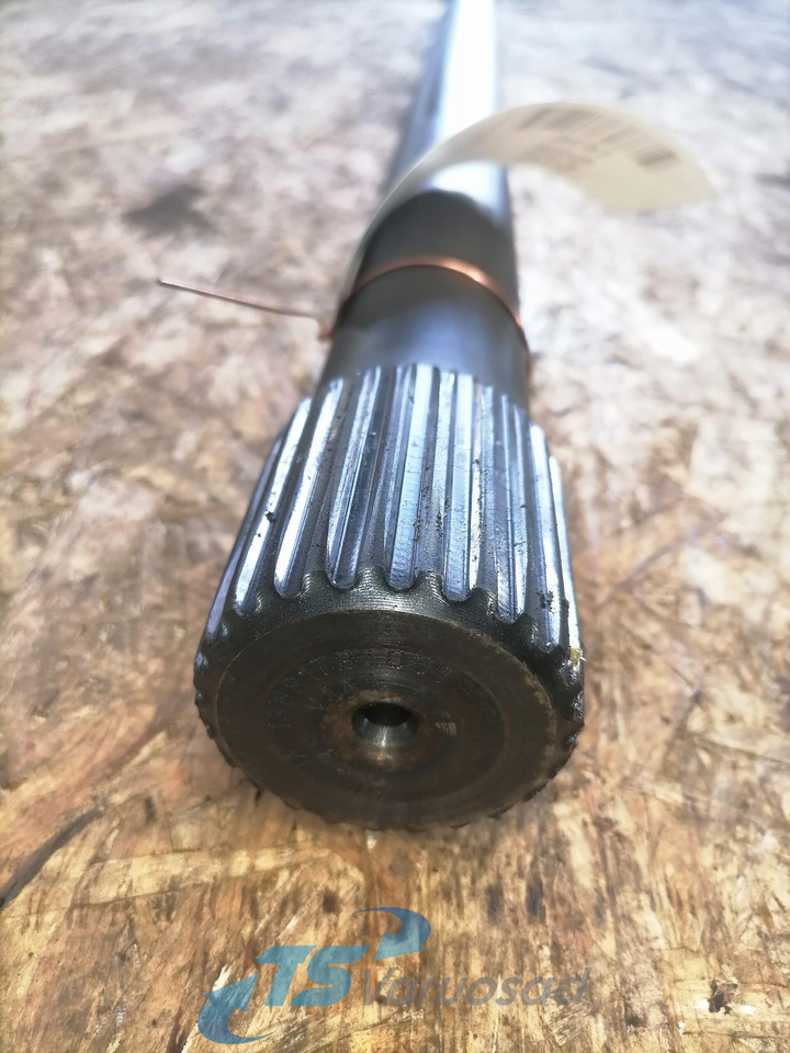 Scania Drive shaft 1368176 - Aandrijfas voor Vrachtwagen: afbeelding 5 Scania Drive shaft 1368176 - Aandrijfas voor Vrachtwagen: afbeelding 5
