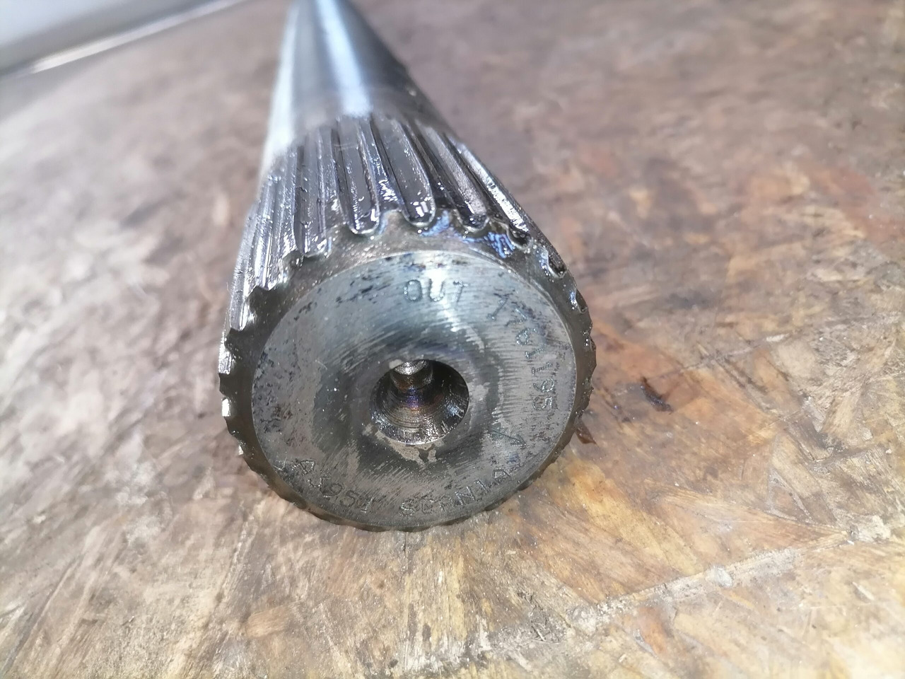 Scania Drive shaft 1761195 - Aandrijfas voor Vrachtwagen: afbeelding 3 Scania Drive shaft 1761195 - Aandrijfas voor Vrachtwagen: afbeelding 3