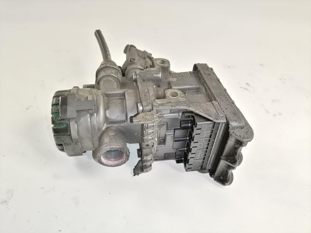 Scania EBS brake valve 2653379 - Remventiel voor Vrachtwagen: afbeelding 4 Scania EBS brake valve 2653379 - Remventiel voor Vrachtwagen: afbeelding 4