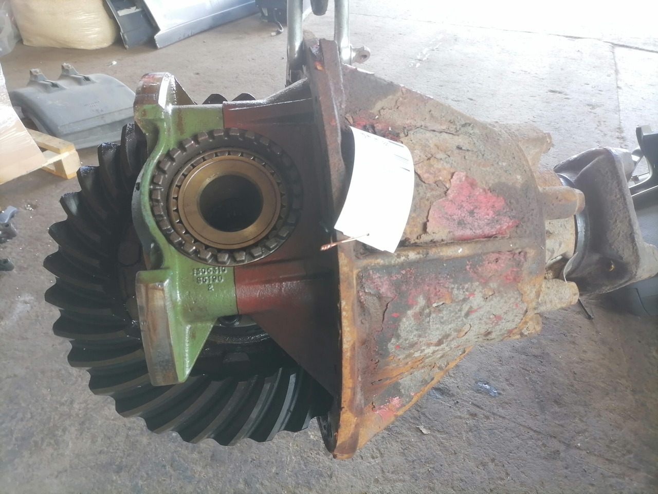 Scania Final drive 8401883 - Eindaandrijving voor Vrachtwagen: afbeelding 1 Scania Final drive 8401883 - Eindaandrijving voor Vrachtwagen: afbeelding 1