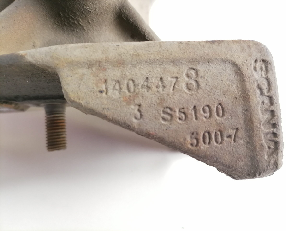 Scania Front bumper carrier 1404478 - Bumper voor Vrachtwagen: afbeelding 2 Scania Front bumper carrier 1404478 - Bumper voor Vrachtwagen: afbeelding 2