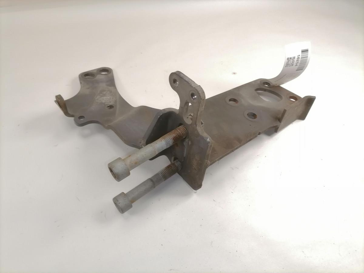 Scania Front bumper carrier 2785049 - Bumper voor Vrachtwagen: afbeelding 3 Scania Front bumper carrier 2785049 - Bumper voor Vrachtwagen: afbeelding 3