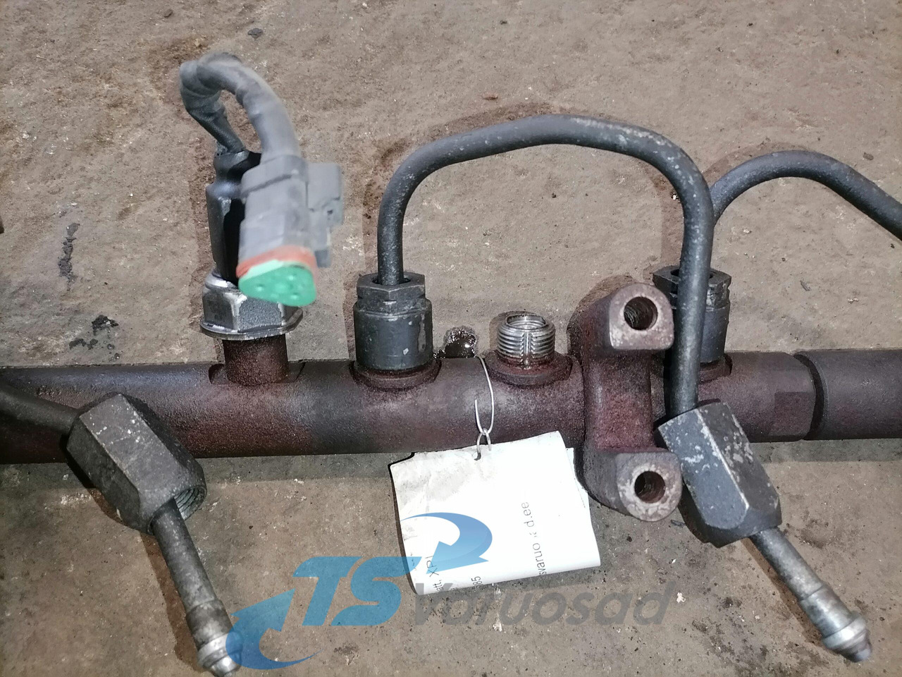 Scania Fuel mainfold 2130085 - Brandstofsysteem voor Vrachtwagen: afbeelding 4 Scania Fuel mainfold 2130085 - Brandstofsysteem voor Vrachtwagen: afbeelding 4