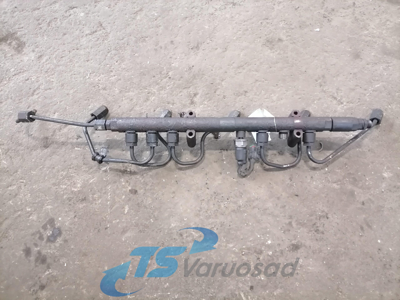 Scania Fuel mainfold 2130085 - Brandstofsysteem voor Vrachtwagen: afbeelding 2 Scania Fuel mainfold 2130085 - Brandstofsysteem voor Vrachtwagen: afbeelding 2