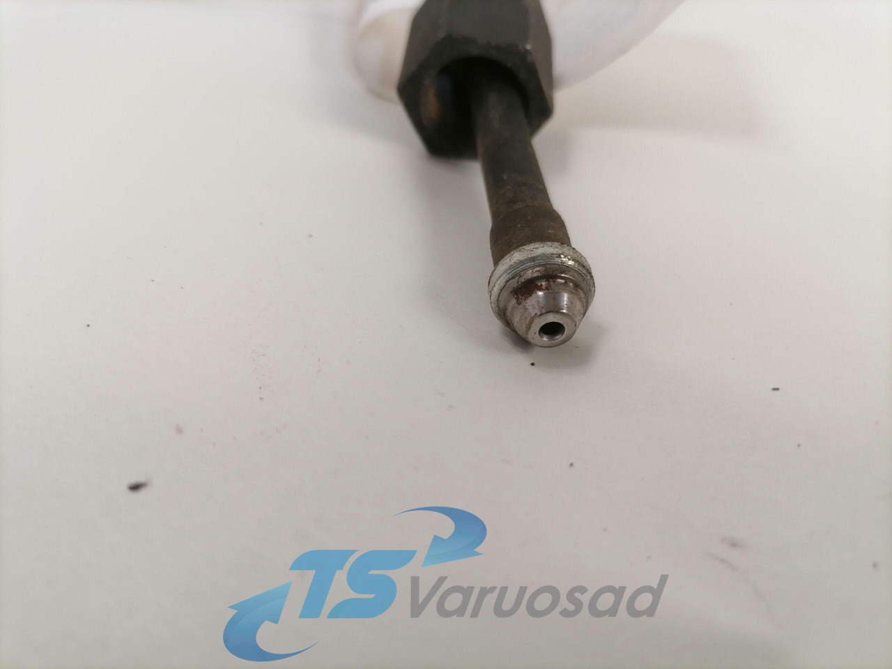 Scania Fuel pipe 1743982 - Brandstofsysteem voor Vrachtwagen: afbeelding 2 Scania Fuel pipe 1743982 - Brandstofsysteem voor Vrachtwagen: afbeelding 2