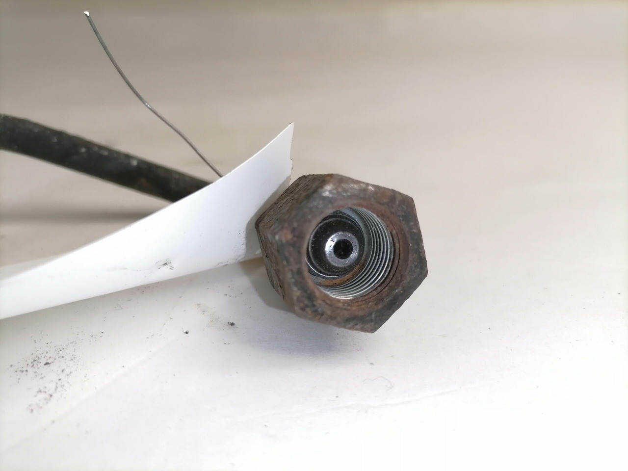 Scania Fuel pipe 1743982 - Brandstofsysteem voor Vrachtwagen: afbeelding 3 Scania Fuel pipe 1743982 - Brandstofsysteem voor Vrachtwagen: afbeelding 3