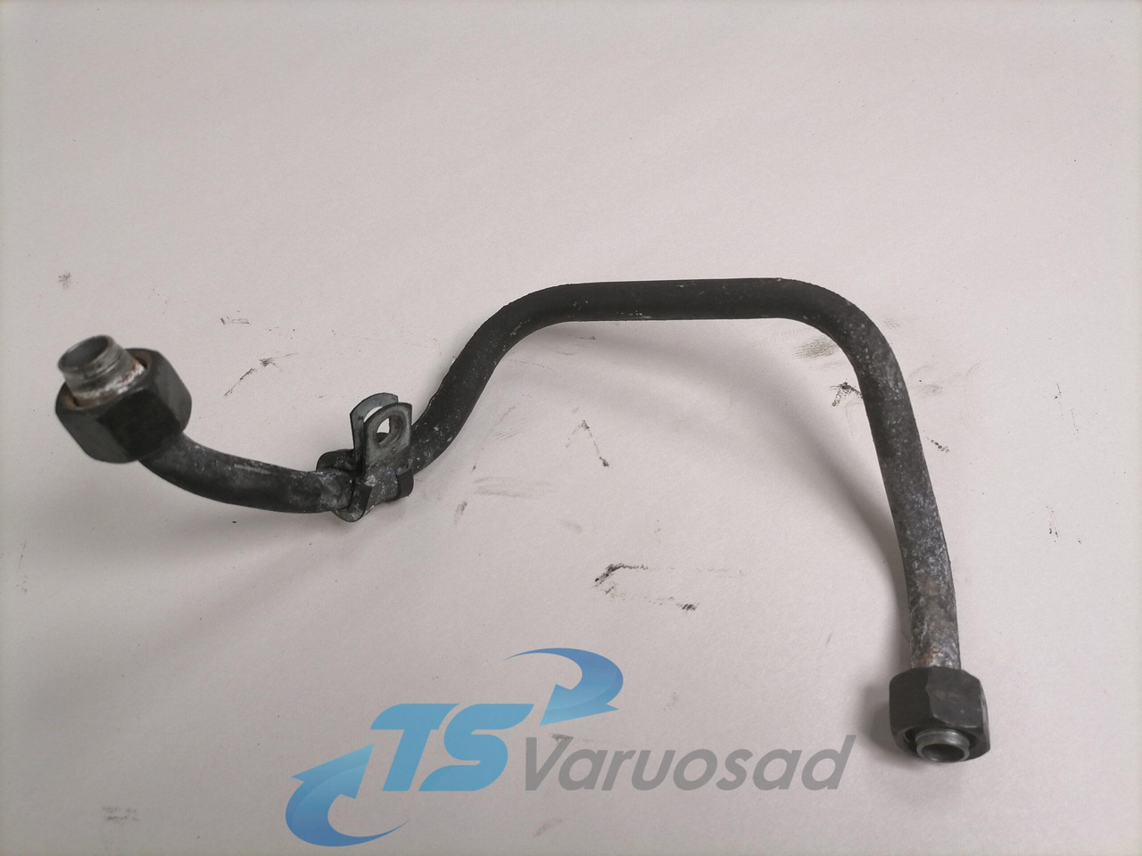 Scania Fuel pipe 1743986 - Brandstofsysteem voor Vrachtwagen: afbeelding 1 Scania Fuel pipe 1743986 - Brandstofsysteem voor Vrachtwagen: afbeelding 1