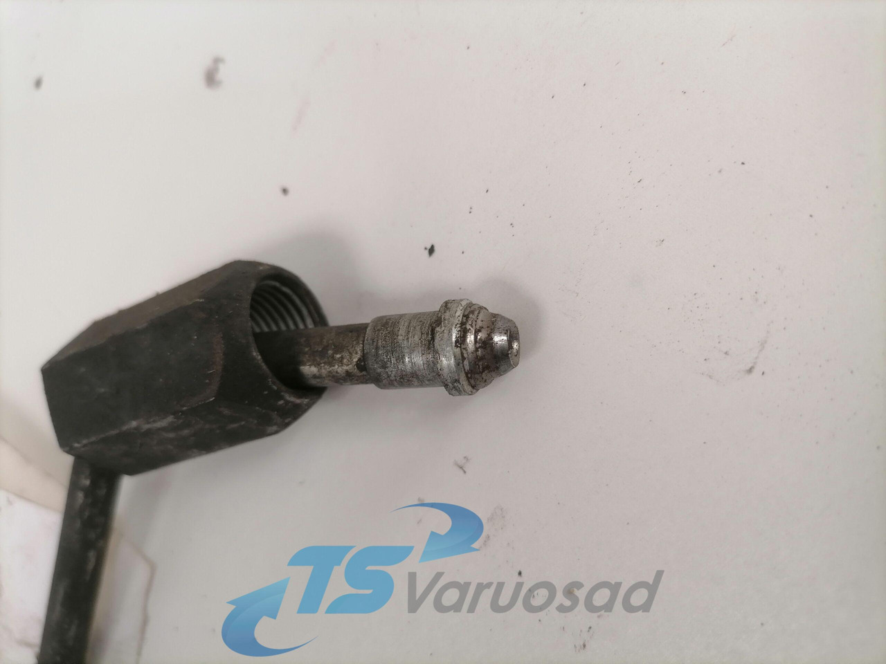 Scania Fuel pipe 1862547 - Brandstofsysteem voor Vrachtwagen: afbeelding 2 Scania Fuel pipe 1862547 - Brandstofsysteem voor Vrachtwagen: afbeelding 2