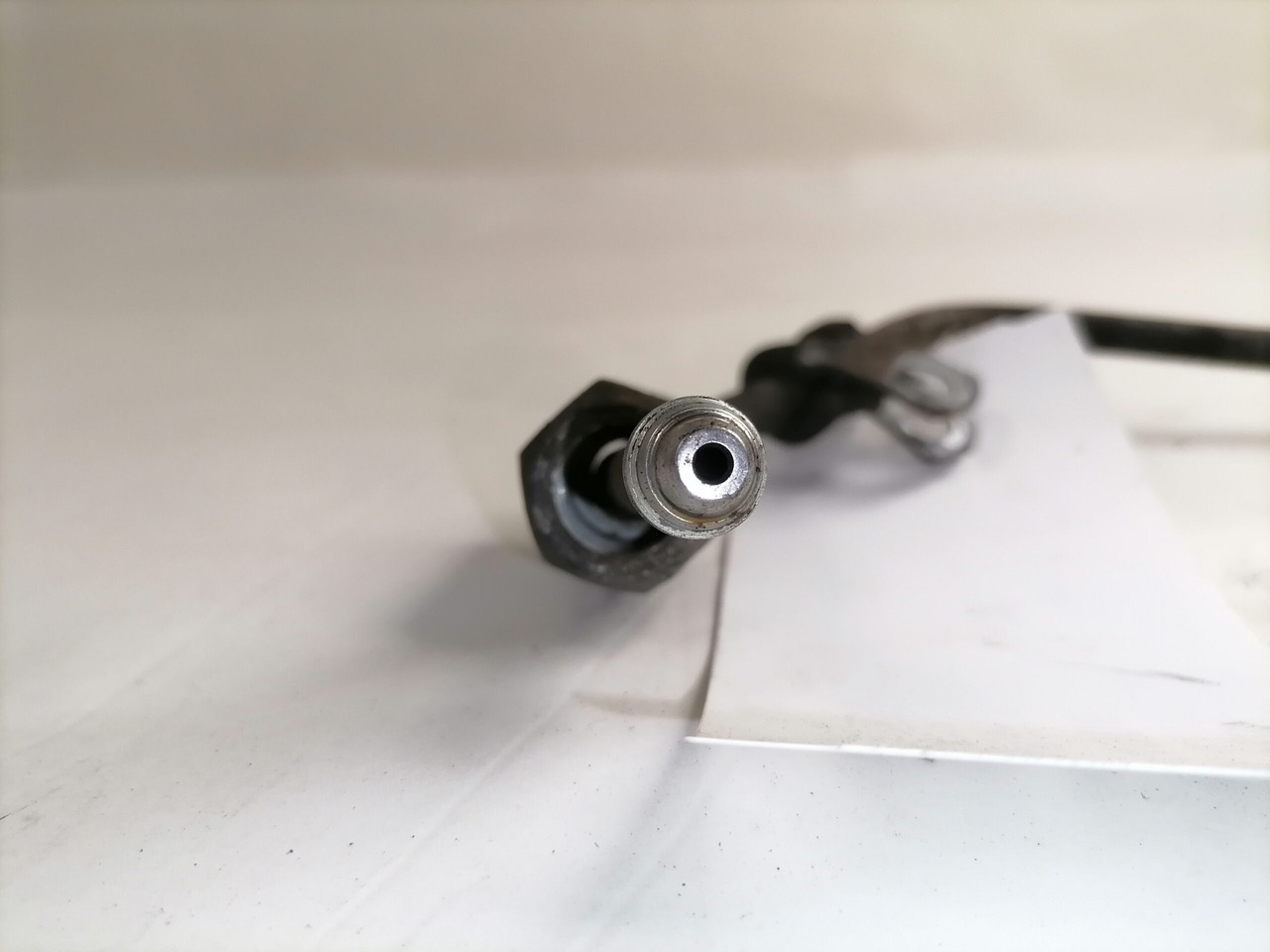 Scania Fuel pipe 1862547 - Brandstofsysteem voor Vrachtwagen: afbeelding 2 Scania Fuel pipe 1862547 - Brandstofsysteem voor Vrachtwagen: afbeelding 2