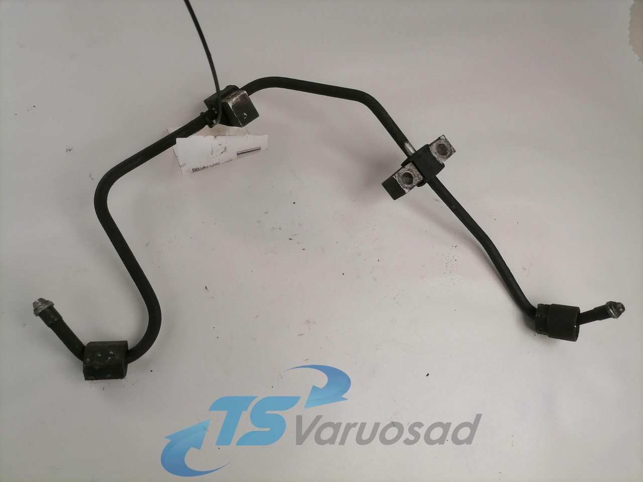 Scania Fuel pipe 1889111 - Brandstofsysteem voor Vrachtwagen: afbeelding 1 Scania Fuel pipe 1889111 - Brandstofsysteem voor Vrachtwagen: afbeelding 1