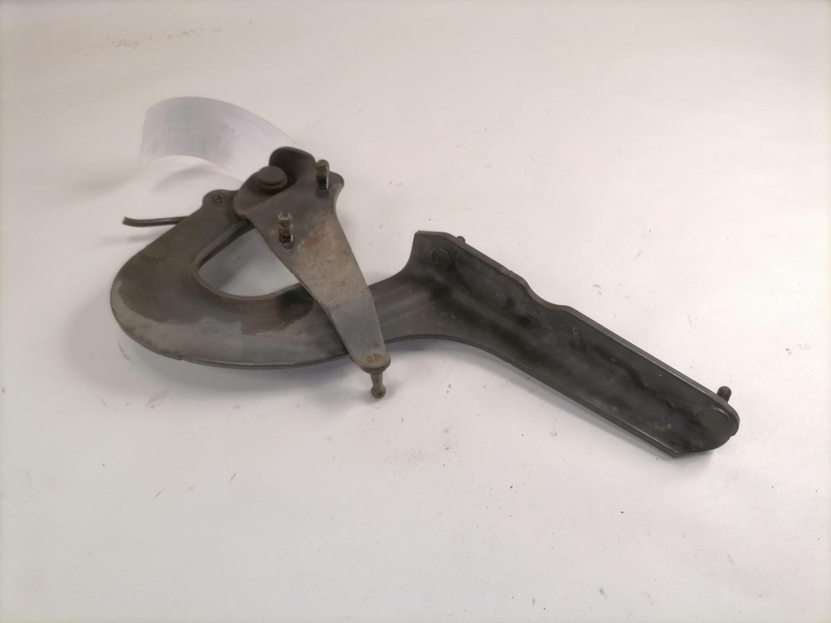 Scania Grille panel hinge 2650885 - Rooster voor Vrachtwagen: afbeelding 2 Scania Grille panel hinge 2650885 - Rooster voor Vrachtwagen: afbeelding 2