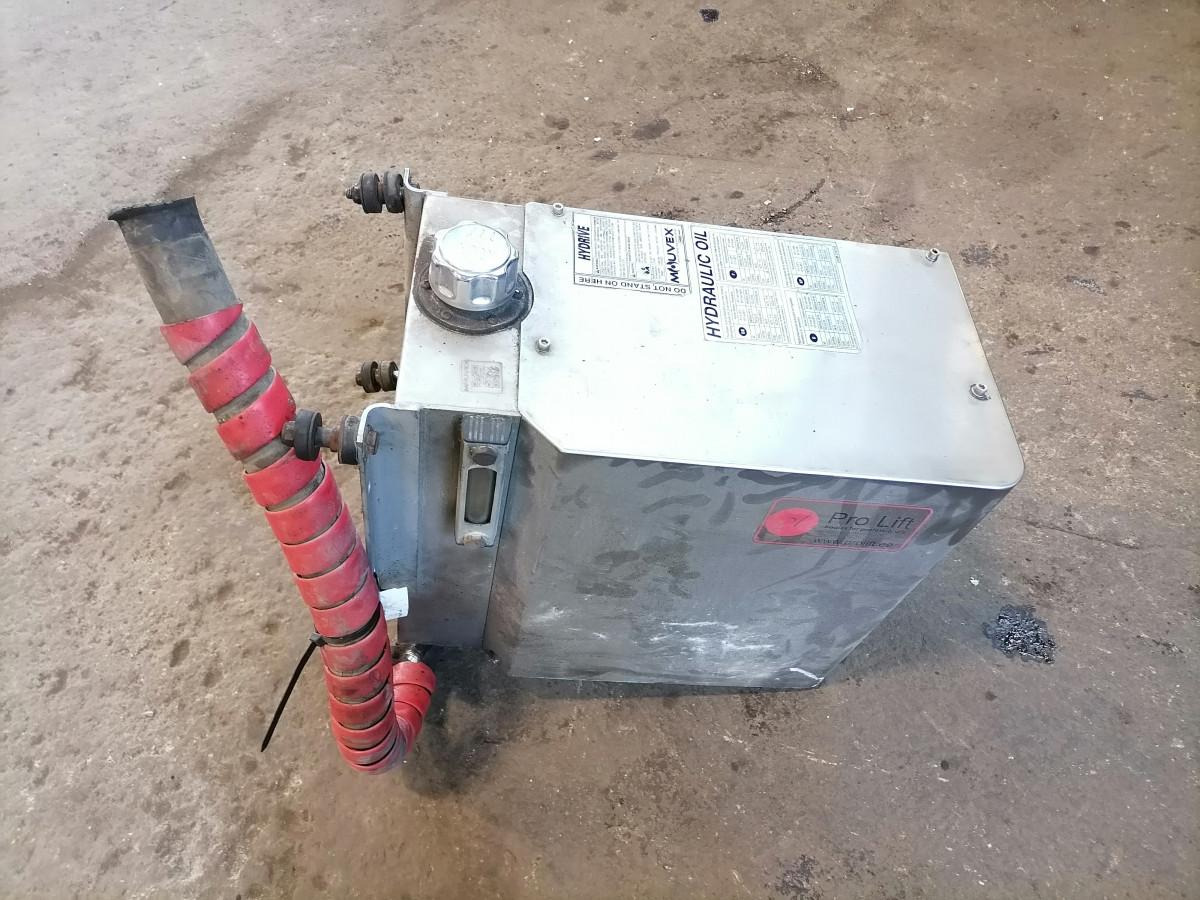 Scania Hydrulic oil cooler - Hydrauliektank voor Vrachtwagen: afbeelding 2 Scania Hydrulic oil cooler - Hydrauliektank voor Vrachtwagen: afbeelding 2