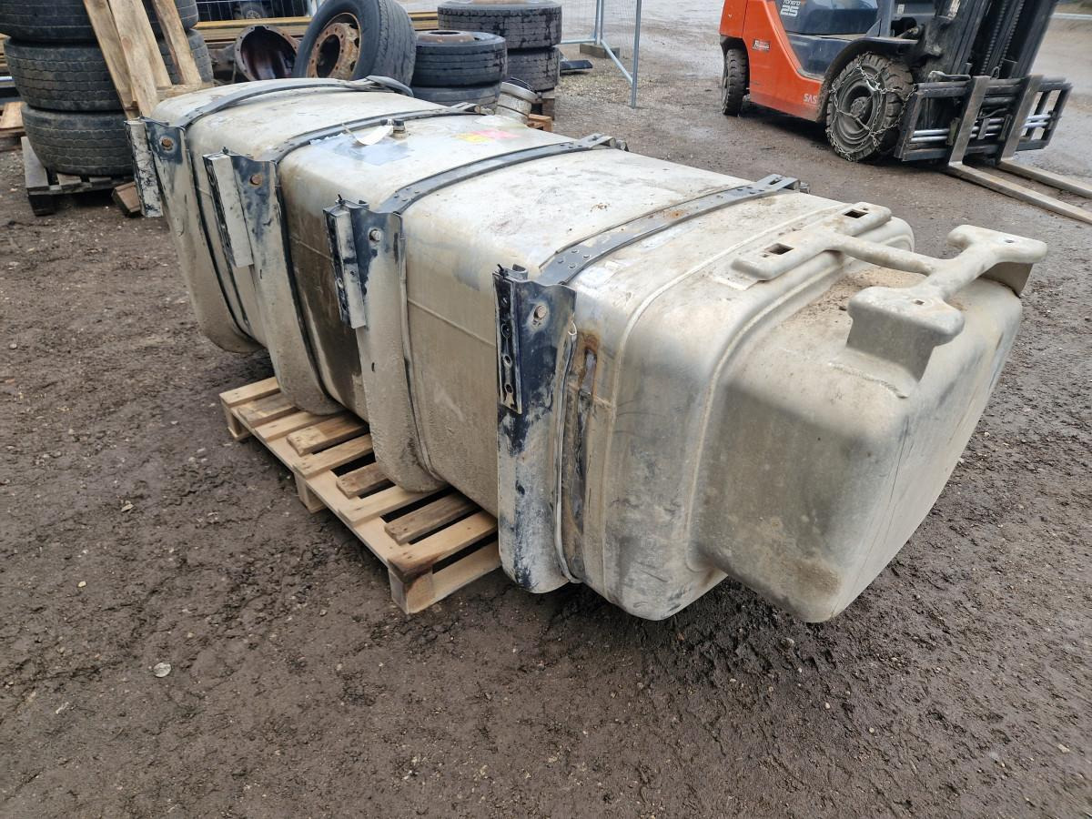 Scania Kütusepaak 1000L 1896480 - Brandstoftank voor Vrachtwagen: afbeelding 4 Scania Kütusepaak 1000L 1896480 - Brandstoftank voor Vrachtwagen: afbeelding 4