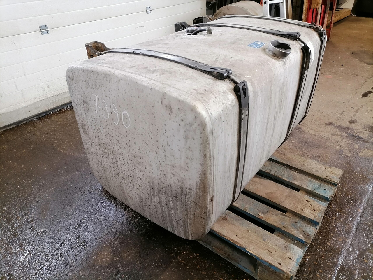 Scania Kütusepaak 500L 1517307 - Brandstoftank voor Vrachtwagen: afbeelding 5 Scania Kütusepaak 500L 1517307 - Brandstoftank voor Vrachtwagen: afbeelding 5