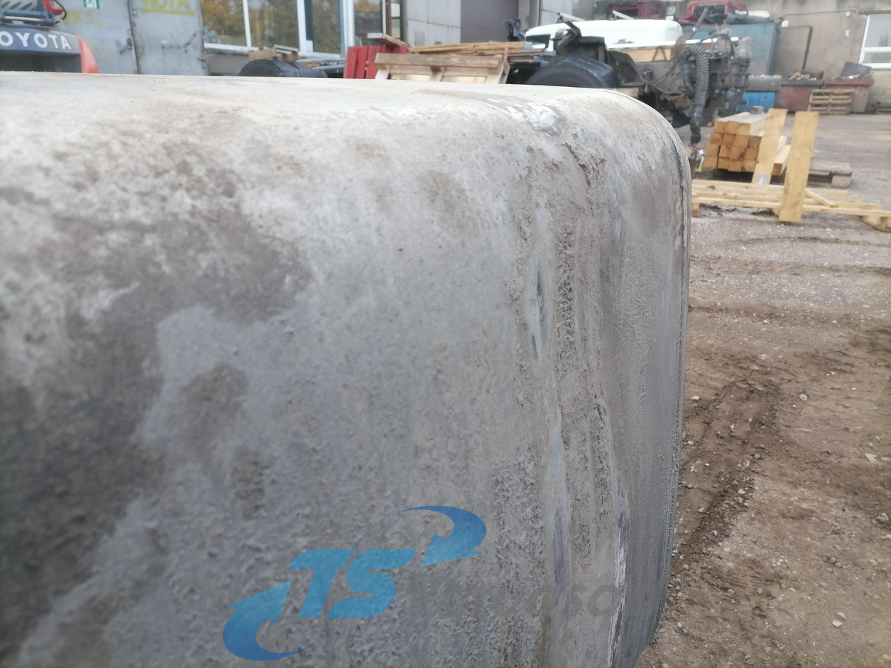 Scania Kütusepaak 700L 1517309 - Brandstoftank voor Vrachtwagen: afbeelding 4 Scania Kütusepaak 700L 1517309 - Brandstoftank voor Vrachtwagen: afbeelding 4