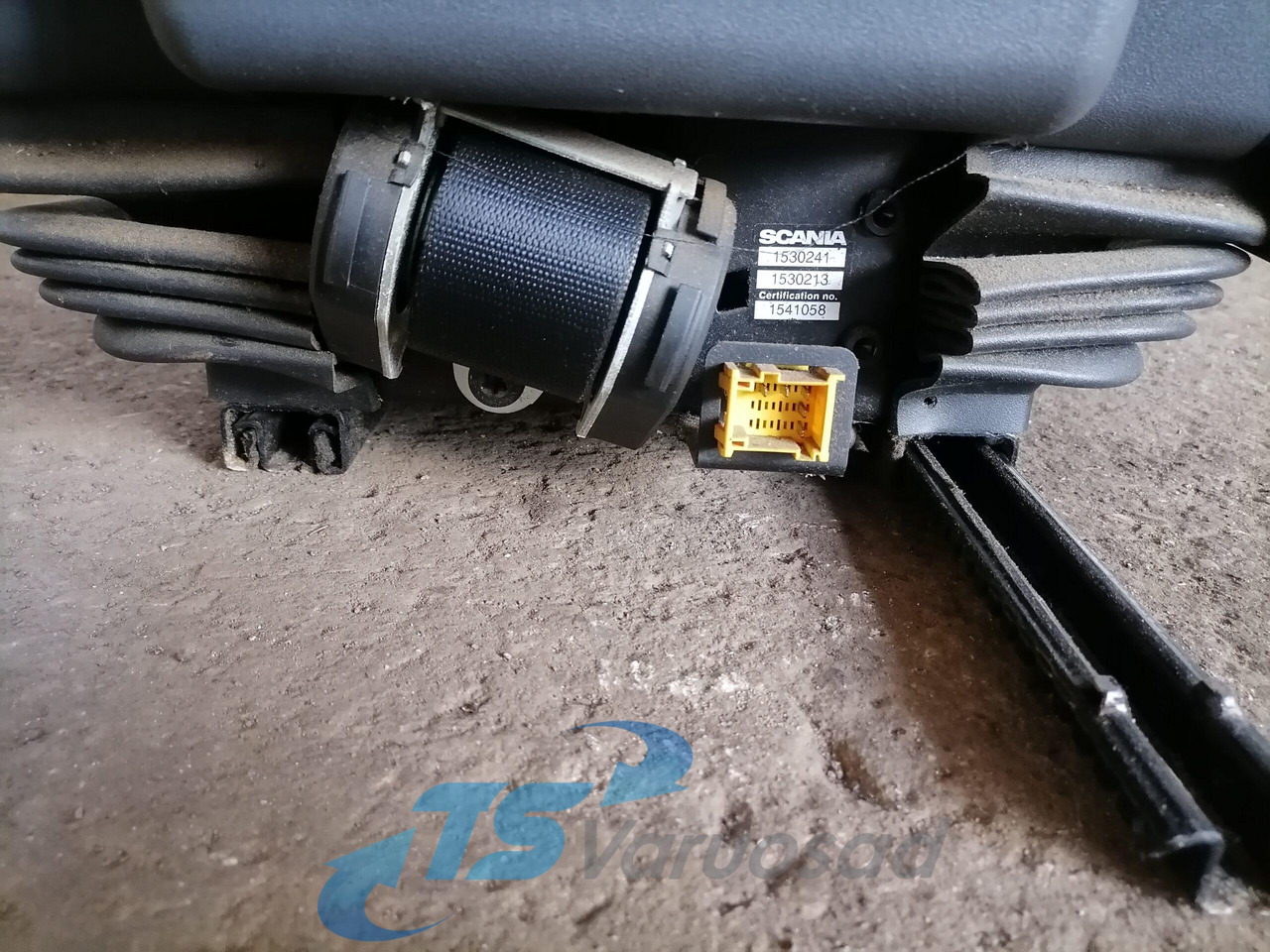 Scania Passenger seat 2189659 - Zitplaats voor Vrachtwagen: afbeelding 3 Scania Passenger seat 2189659 - Zitplaats voor Vrachtwagen: afbeelding 3