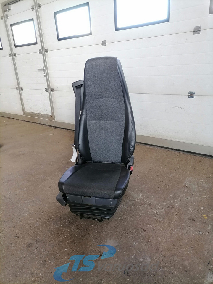 Scania Passenger seat 2189659 - Zitplaats voor Vrachtwagen: afbeelding 1 Scania Passenger seat 2189659 - Zitplaats voor Vrachtwagen: afbeelding 1